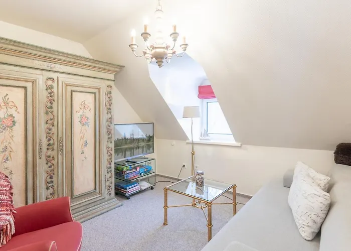 Westmarkenpalais 圣彼得奥尔丁